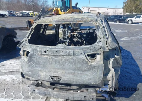 2019 Jeep Compass Latitude 4X4 z USA, uszkodzony, nr VIN 3C4NJDBB3KT760907